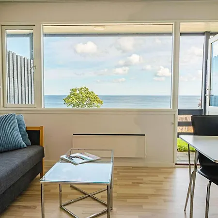4 Person Holiday In